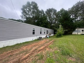 1340 Tilton Rd SE, Dalton, GA 30721