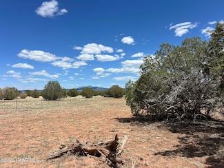 92 Bowling Ln, Ash Fork, AZ 86320