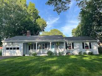 82 Fenwood Dr, Old Saybrook, CT 06475