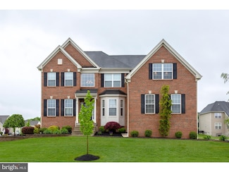 3 Woodfield Dr, Swedesboro, NJ 08085