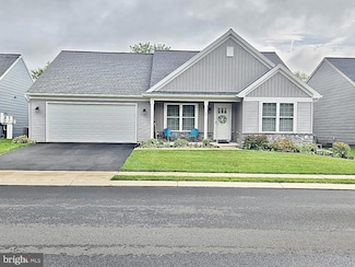 2069 Spring Wood Ln, Mechanicsburg, PA 17055