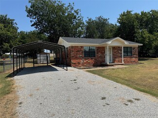 703 S Driftwood Ave, Marietta, OK 73448