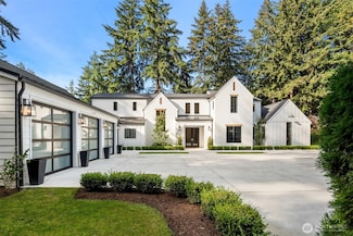 2003 102nd Place SE, Bellevue, WA 98004