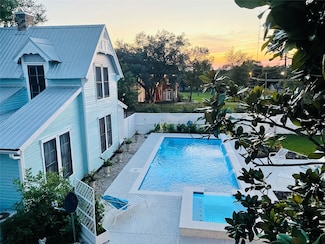 111 S Masonic St, Bellville, TX 77418