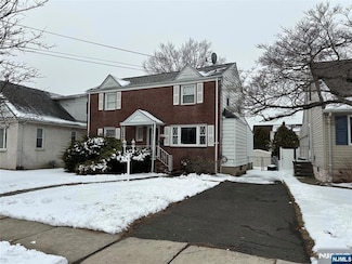 5-7 1st St, North Arlington, NJ 07031