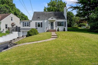 117 Kimberly Dr W, Syracuse, NY 13219