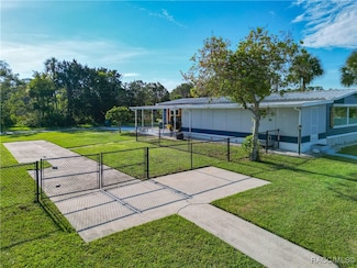 2560 N Comanche Point, Crystal River, FL 34429