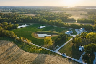 957 E County Rd 1450, Hamilton, IL 62341