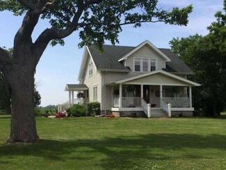10953 Sylvania Metamora Rd, Berkey, OH 43504