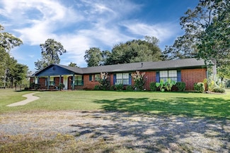 221 Bell Ave, Texarkana, AR 71854