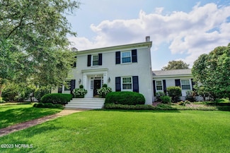 2236 Acacia Dr, Wilmington, NC 28403