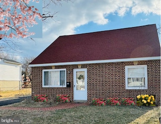 9309 Byron St, Manassas, VA 20111