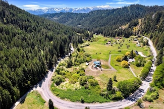 1111 Chumstick Hwy, Leavenworth, WA 98826