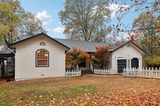 14795 Royal Flush Ct, Grass Valley, CA 95945
