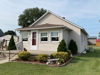 224 E Oak St, Rensselaer, IN 47978