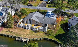 18 Windjammer Rd, Berlin, MD 21811