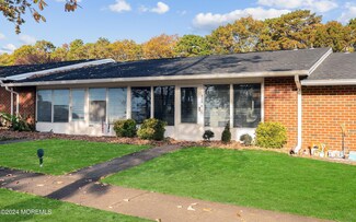 877C Balmoral Ct Unit 1005, Toms River, NJ 08757