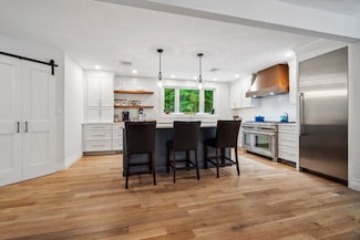 10 Lawrence Ln, Hollis, NH 03049