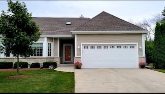 2488 Stoney Ln, Grafton, WI 53024