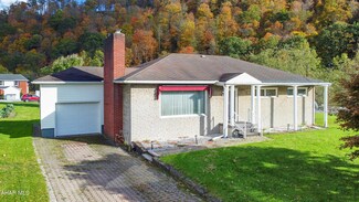 255 Croyle St, Summerhill, PA 15958