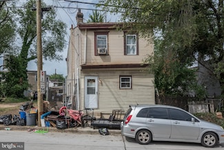 911 N 27th St, Camden, NJ 08105