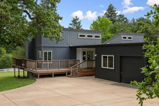 4878 Grove St, Sonoma, CA 95476