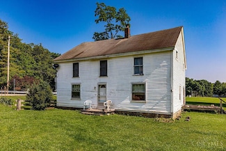 1660 Sample Rd, Oxford, OH 45056