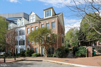 1221 Fidler Ln, Silver Spring, MD 20910