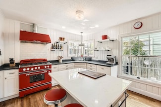 811 E 45th St, Austin, TX 78751