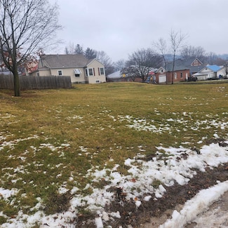 300 Pine St NW, Elkader, IA 52043