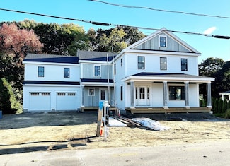 67 Elsinore St, Concord, MA 01742