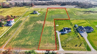 7936 Allen Rd, Canal Wnchstr, OH 43110