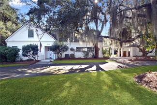 705 Fort King George Dr, Darien, GA 31305