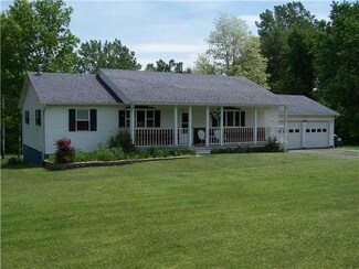 5139 Brown Rd, North Rose, NY 14516