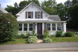 30 Burnham St, Old Town, ME 04468
