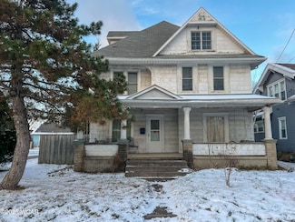 715 E Kibby St, Lima, OH 45804