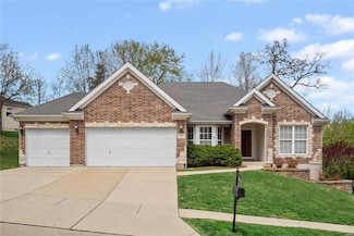 933 Green Arbor Dr, Fenton, MO 63026
