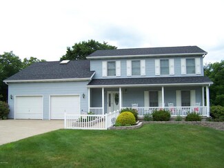 3 Terrace Ln, Sugarloaf, PA 18249