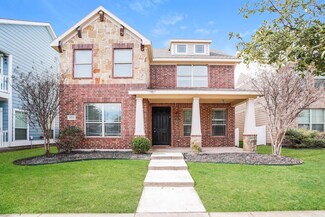 1513 Sycamore St, Aubrey, TX 76227