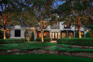 14 N Palmiera Cir, Spring, TX 77382