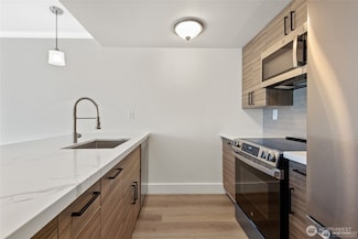 6055 35th Ave SW Unit 307, Seattle, WA 98126
