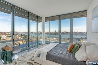 320 Adolphus Ave Unit 916, Cliffside Park, NJ 07010