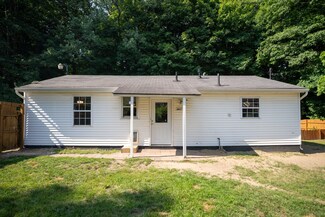 465 Collins Ave, Benton Harbor, MI 49022