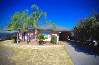 12544 Walnut Ave, Orosi, CA 93647