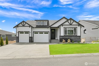 5411 Lonicera Dr, Blaine, WA 98230