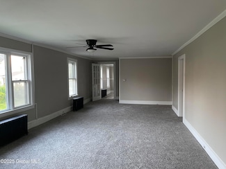 42 Mechanic St, Hoosick Falls, NY 12090