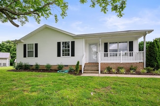 103 Cedar View Dr, Charlotte, TN 37036