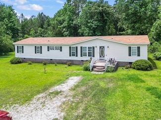 1472 Race Track Rd, Loris, SC 29569