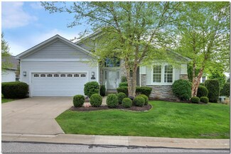 325 Blossom Ln Unit 26, Chagrin Falls, OH 44022