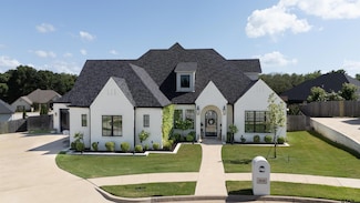 3010 Willow Cir, Tyler, TX 75703